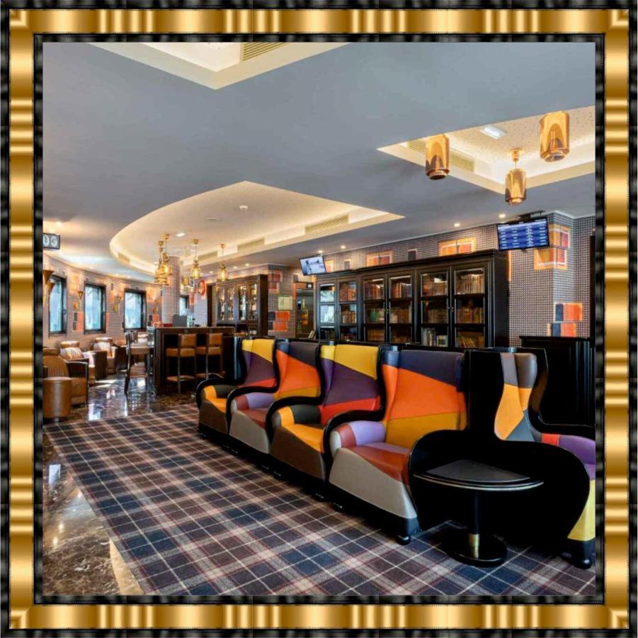 Hotel Jaguar Oporto - Airport To Hotel And City Center And Vice-Versa Is A Free And Continuous Shuttle Service From 7Am To 8Pm 외부 사진